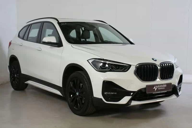 BMW X1 sDrive18i Sport Line AHK Panorama LED Navi 04/2021-photo-2