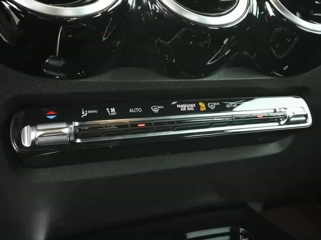 Mercedes-Benz GLB 250 4M *Progressive*PTS*Kamera*LED*Standhzg* 11/2020-photo-13