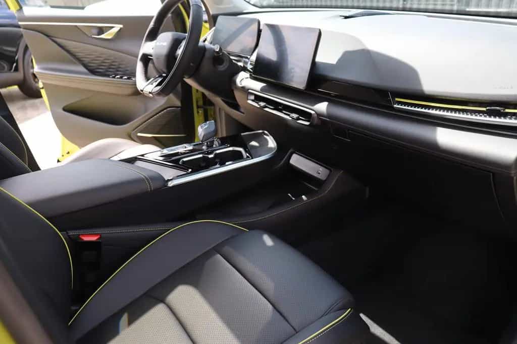 BAIC Beijing X55 1,5l Turbo GDI *ACC*Pano*Leder*Ambie null-photo-29