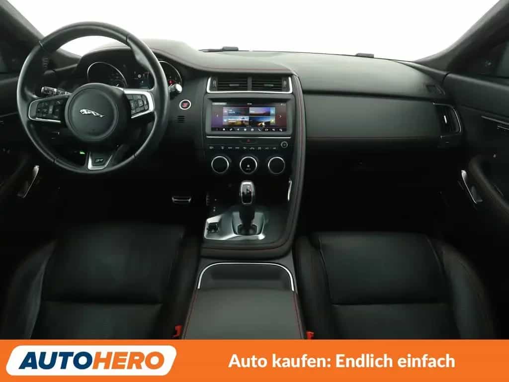 Jaguar E-Pace P250 AWD Aut.*NAVI*TEMPO*CAM*PDC*LIM* 07/2018-photo-11