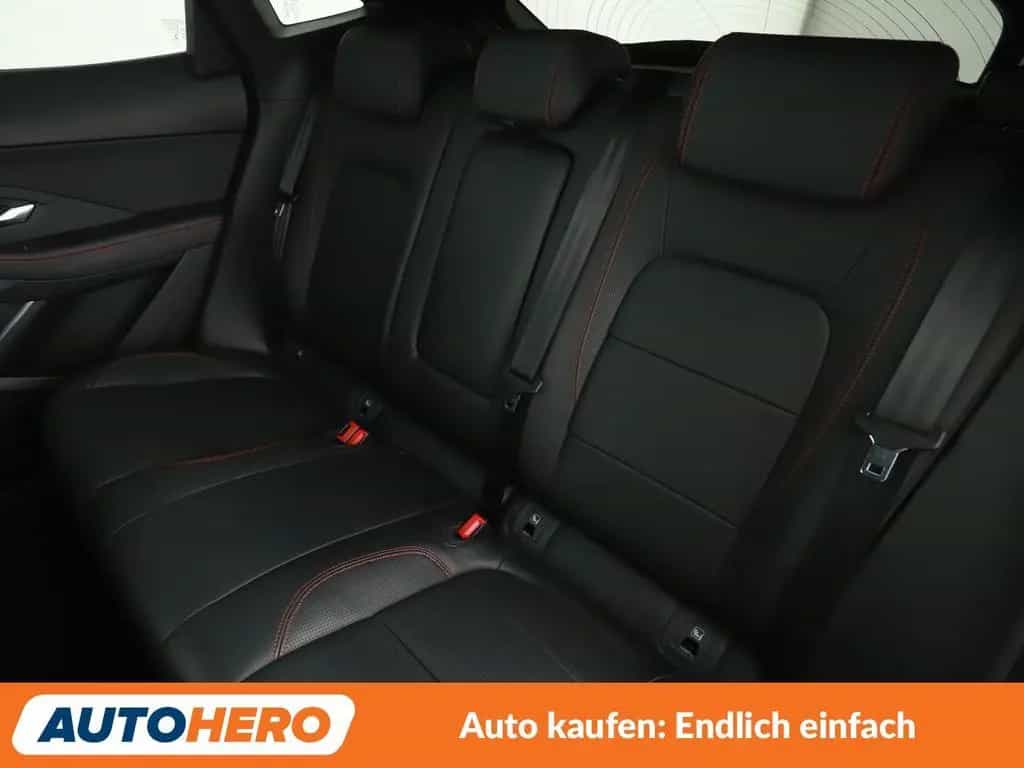 Jaguar E-Pace P250 AWD Aut.*NAVI*TEMPO*CAM*PDC*LIM* 07/2018-photo-13