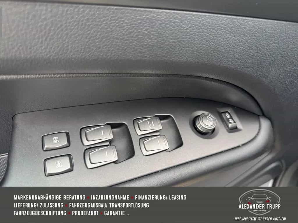 Ssangyong MUSSO Musso Grand 2.2 Black Line 4WD AHK Xeno... 03/2024-photo-23