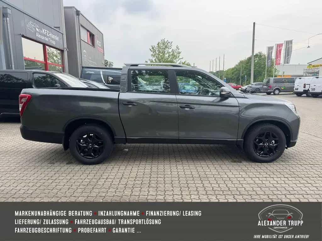 Ssangyong MUSSO Musso Grand 2.2 Black Line 4WD AHK Xeno... 03/2024-photo-8