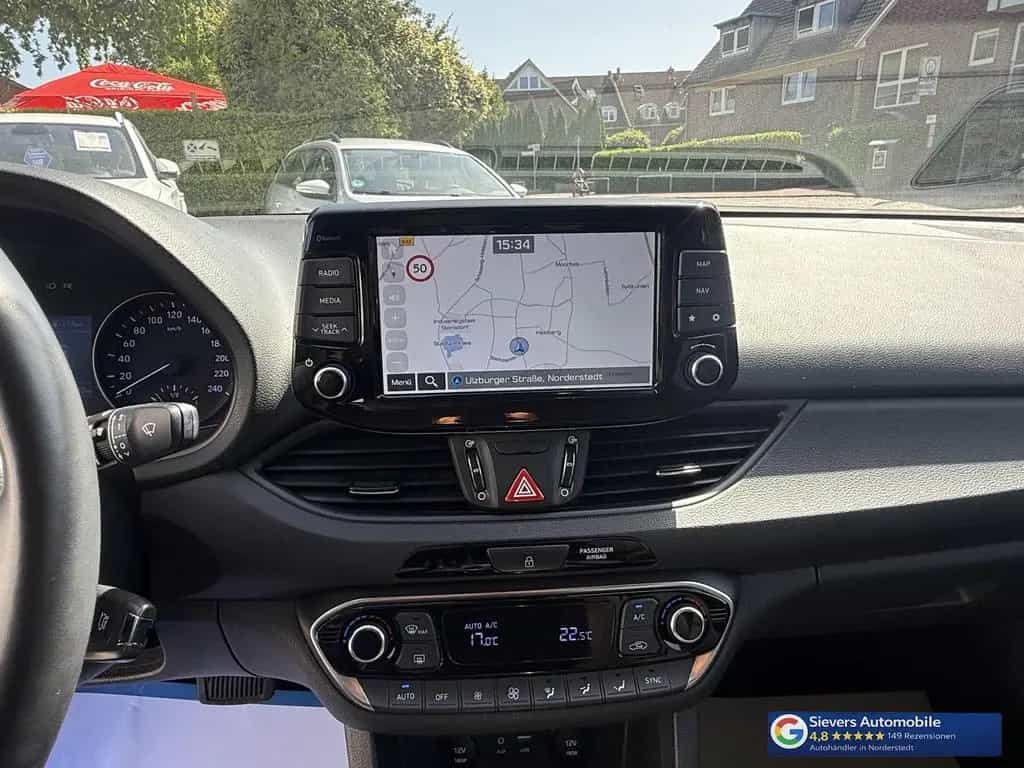 Hyundai i30 Fastback 1,4 TDGI Trend Automatik Navi Kamer 12/2019-photo-14
