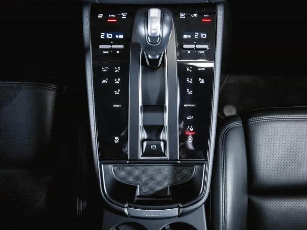Porsche Macan Rückfahrkamera Spurwechselassistent 05/2023-photo-19