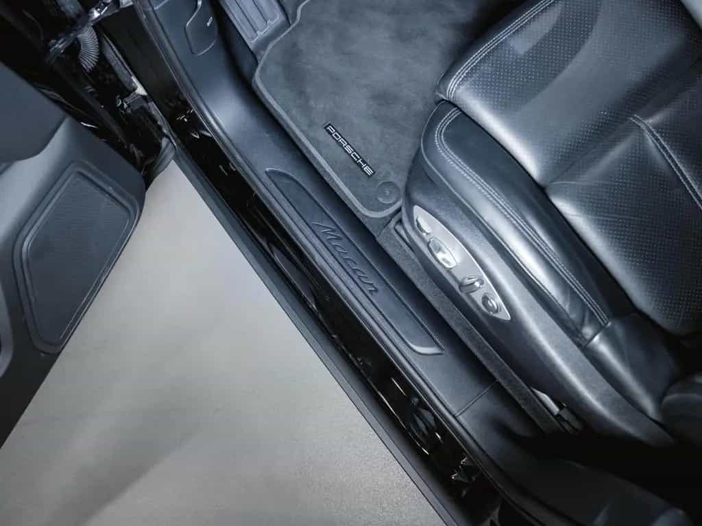 Porsche Macan Rückfahrkamera Spurwechselassistent 05/2023-photo-24