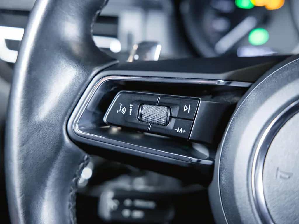 Porsche Macan Rückfahrkamera Spurwechselassistent 05/2023-photo-31