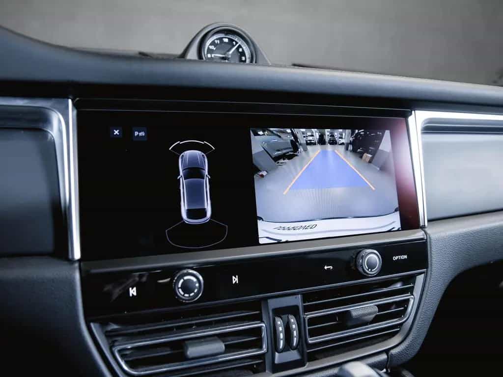 Porsche Macan Rückfahrkamera Spurwechselassistent 05/2023-photo-33