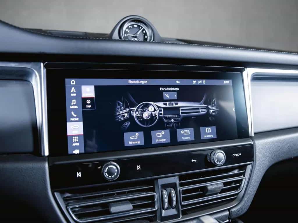 Porsche Macan Rückfahrkamera Spurwechselassistent 05/2023-photo-34