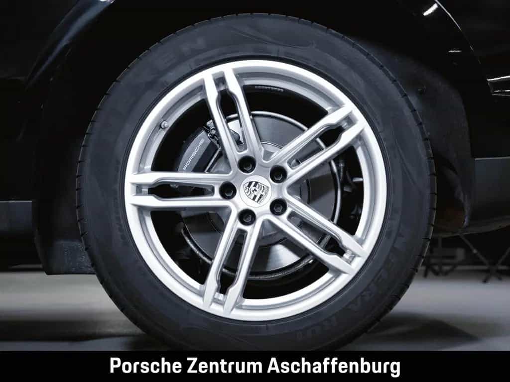 Porsche Macan Rückfahrkamera Spurwechselassistent 05/2023-photo-9