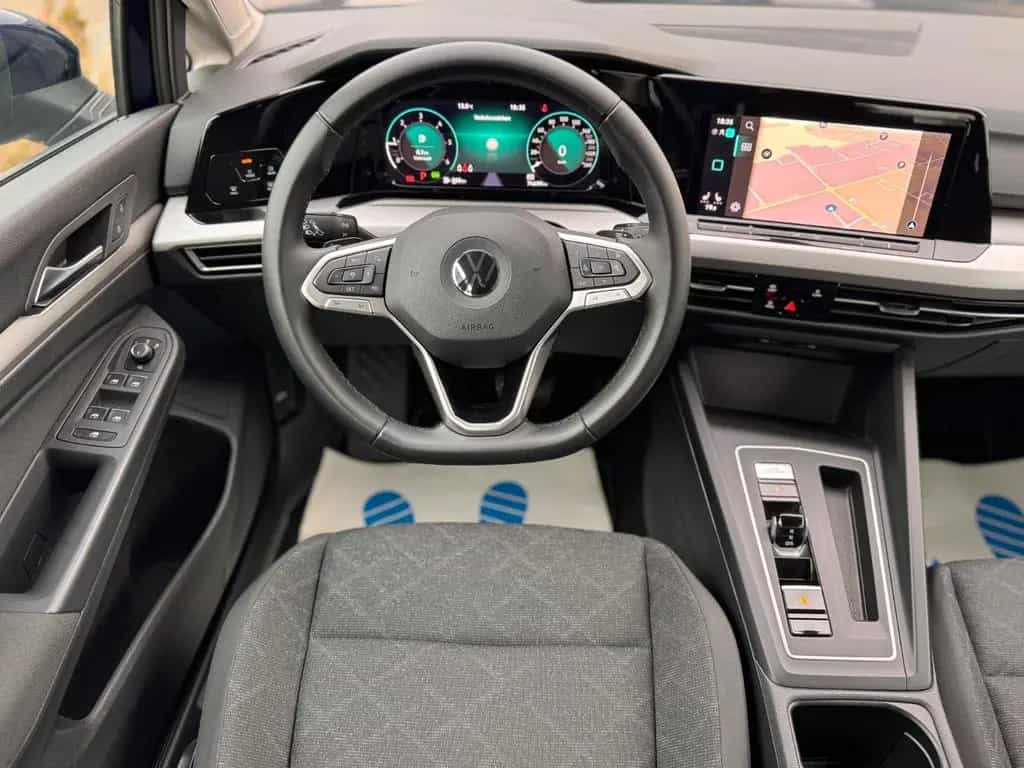 Volkswagen Golf VIII Variant Life 03/2021-photo-8