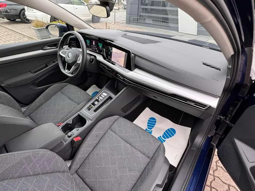Volkswagen Golf VIII Variant Life 03/2021-photo-9