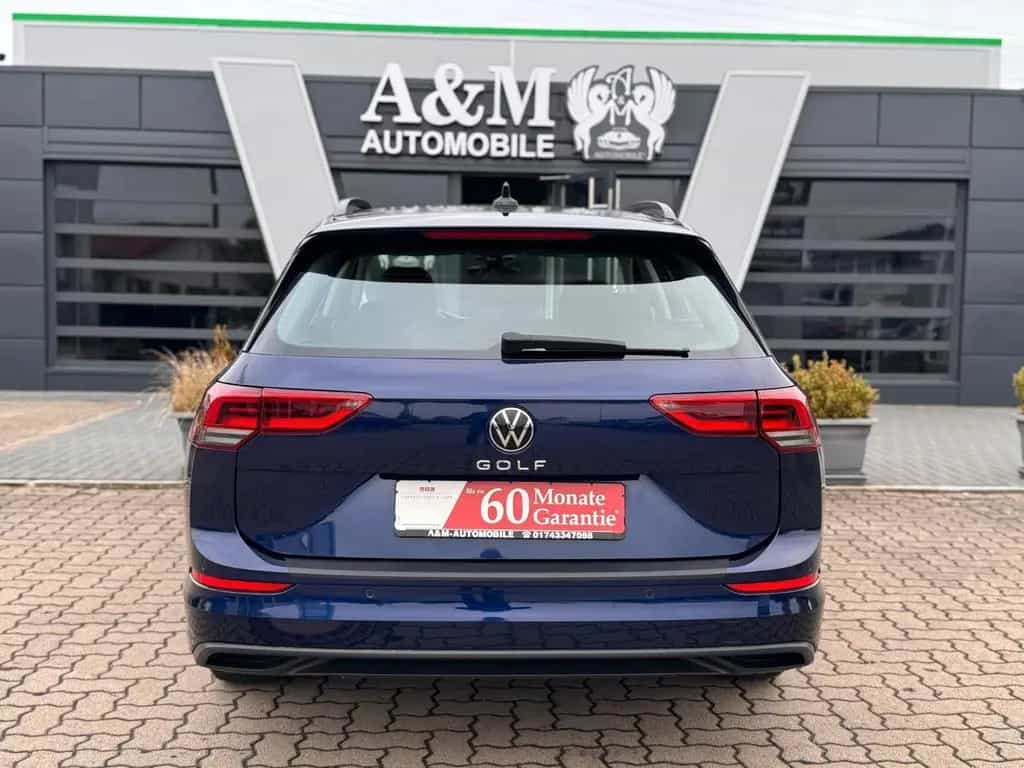 Volkswagen Golf VIII Variant Life 03/2021-photo-3