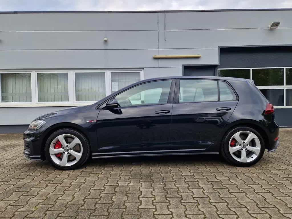 Volkswagen Golf VII Lim. GTI Performance *Pano*Kamera*LED 02/2018-photo-1