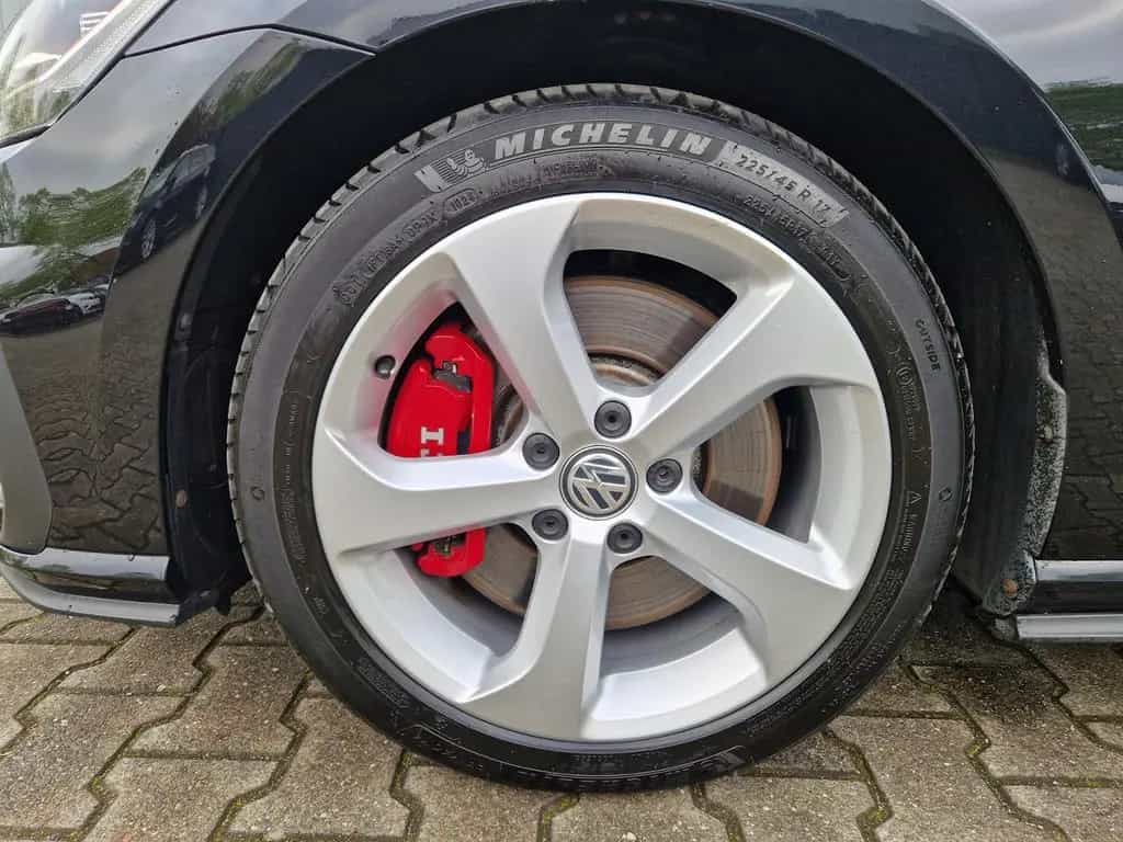 Volkswagen Golf VII Lim. GTI Performance *Pano*Kamera*LED 02/2018-photo-11