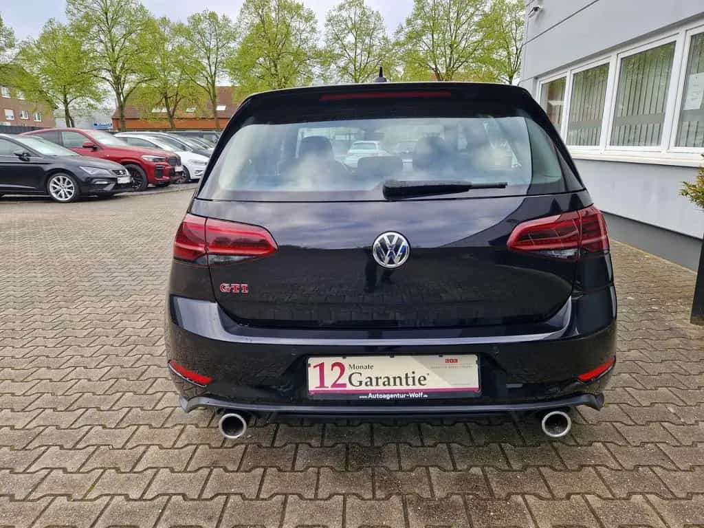 Volkswagen Golf VII Lim. GTI Performance *Pano*Kamera*LED 02/2018-photo-4