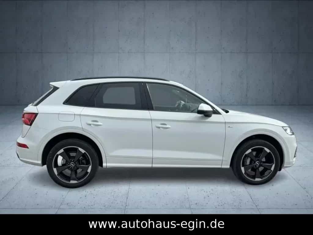 Audi Q5 50 TDI quattro S LINE PANO NAVI LED Garantie 06/2020-photo-4