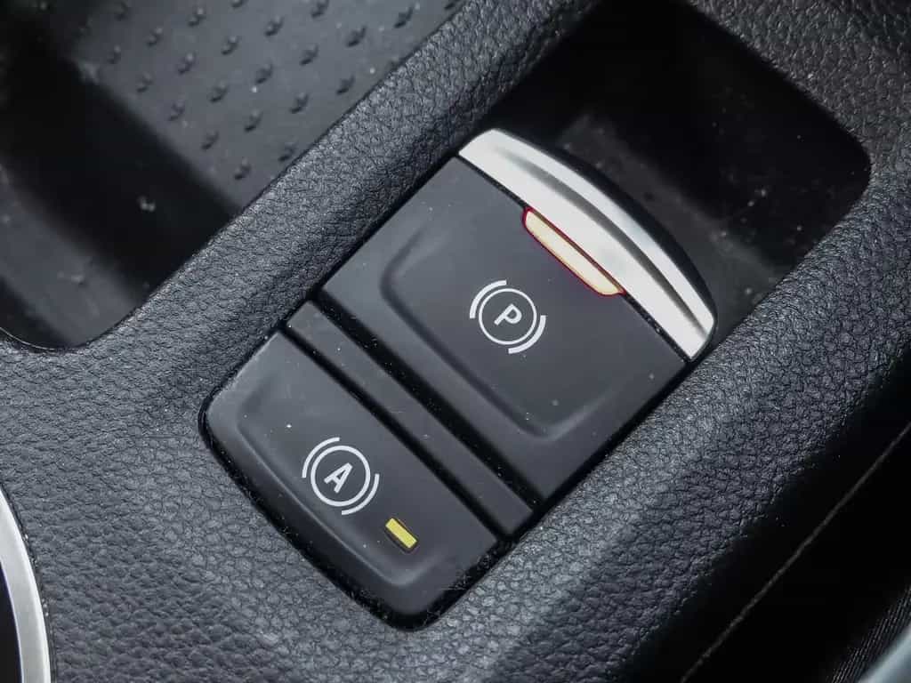 Renault Captur II Intens 1.3 TCe 140 EU6d Navi Digitales 07/2022-photo-15
