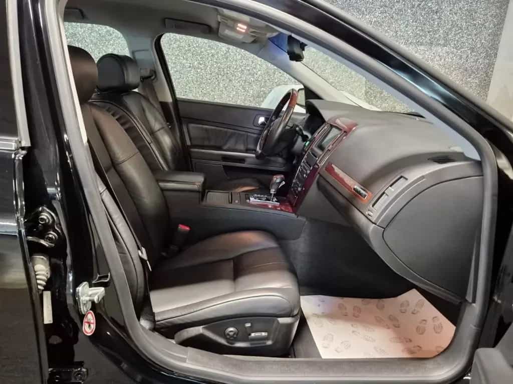 Cadillac STS 4.6 V8 HEAD UP BOSE CUIR NAVI EUROPA COC 12/2010-photo-4