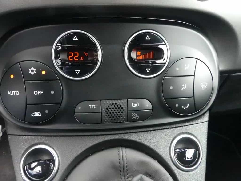 Abarth 595 TURISMO 1.4 T-JET 165PS LEDER BEATS CARPLAY 02/2022-photo-19