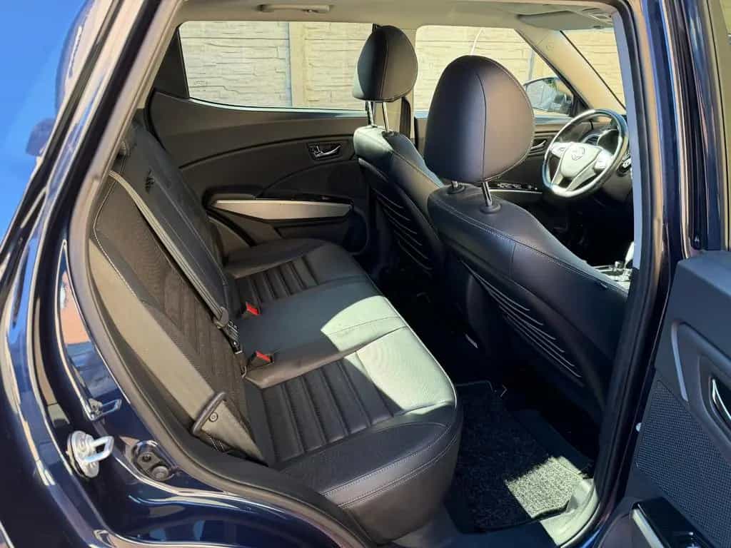 Ssangyong Tivoli 1.6 e-XDi SAPPHIRE 4WD 1.HD+VOLL+LEDER 11/2016-photo-23