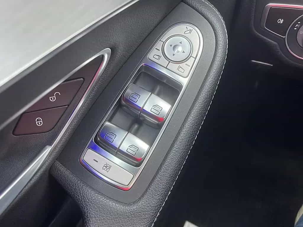Mercedes-Benz C-Class T 9G-Tronic Avantgarde LED PANO NAVI RFK 02/2019-photo-16