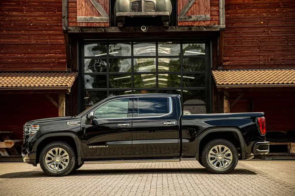 GMC Sierra Sierra Denali 6.2L V8, !!50x!! GMC Sierra null-photo-2