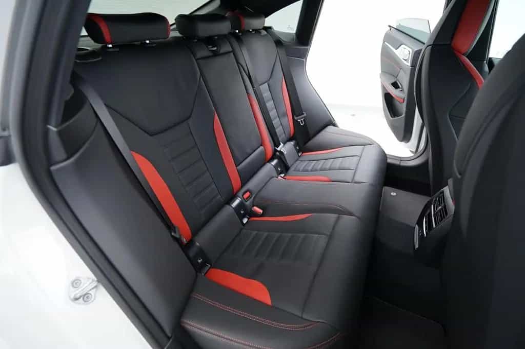 ALPINA B4 GT Gran Coupé Kostenloses Service Paket! null-photo-14