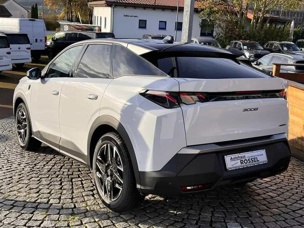 Peugeot 3008 1,2 Pure Tech GT 19" Alu AHK RFK Navi Full null-photo-2