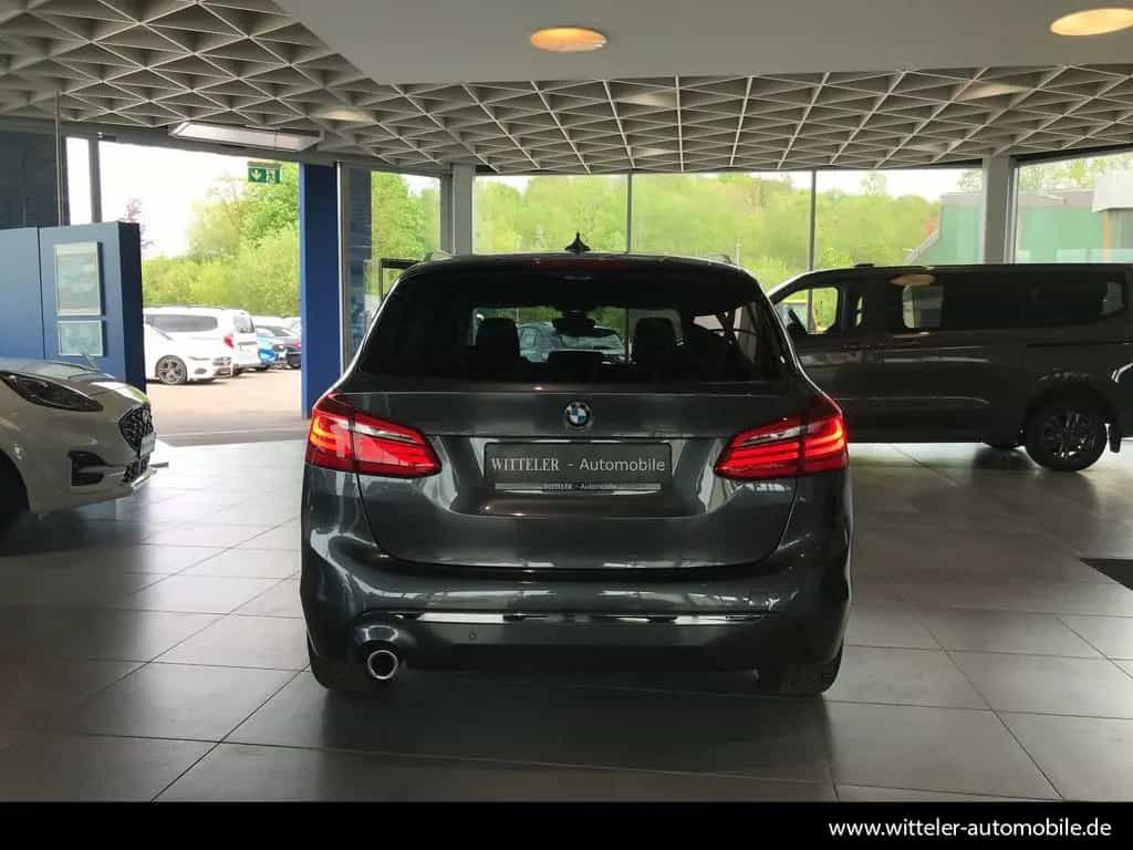 BMW 218 2er Active Tourer - 218i Luxury Line Navi/LED/PC 07/2020-photo-10