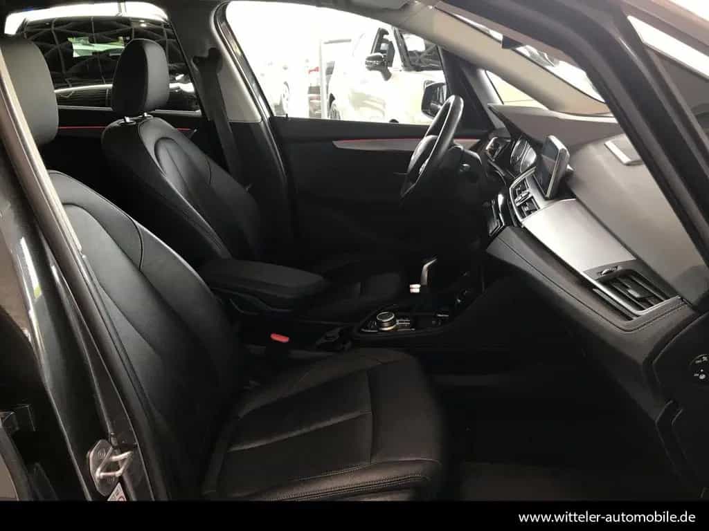 BMW 218 2er Active Tourer - 218i Luxury Line Navi/LED/PC 07/2020-photo-15