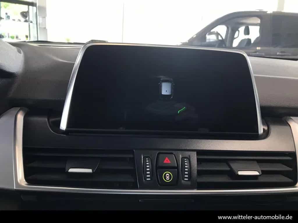 BMW 218 2er Active Tourer - 218i Luxury Line Navi/LED/PC 07/2020-photo-21