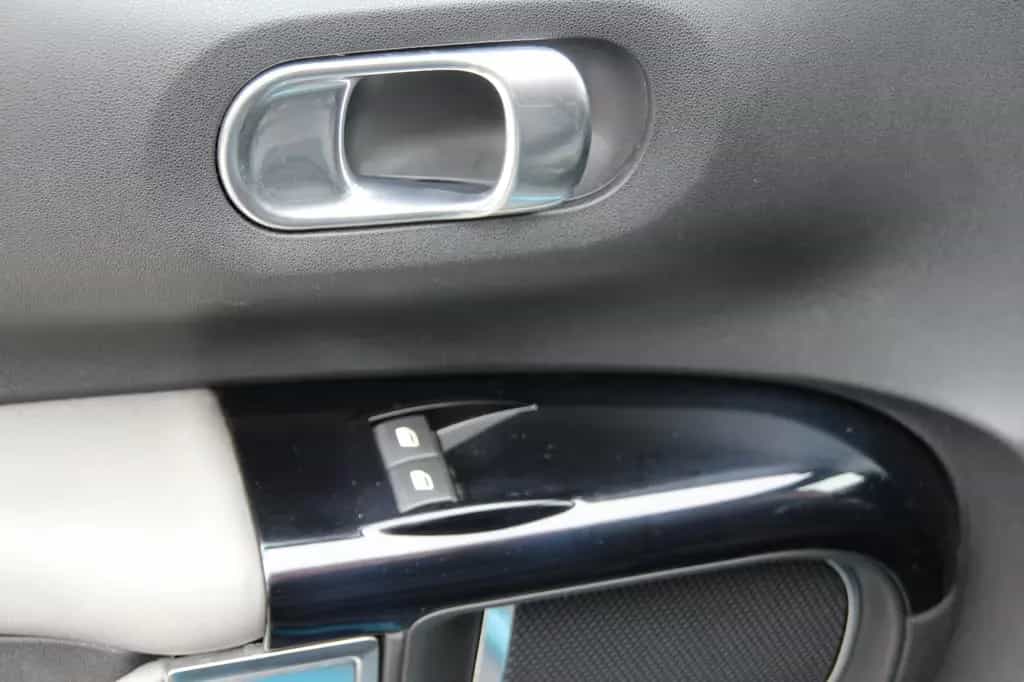 Citroën C4 Cactus Shine Navi&Kamera&Ahk 03/2018-photo-26