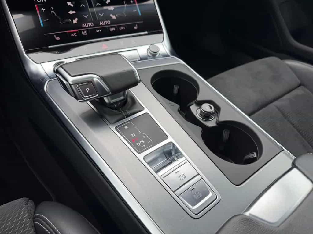 Audi A6 Avant 55 TFSI e qua. S-Line °PANO°MATRIX°RFK 11/2020-photo-17
