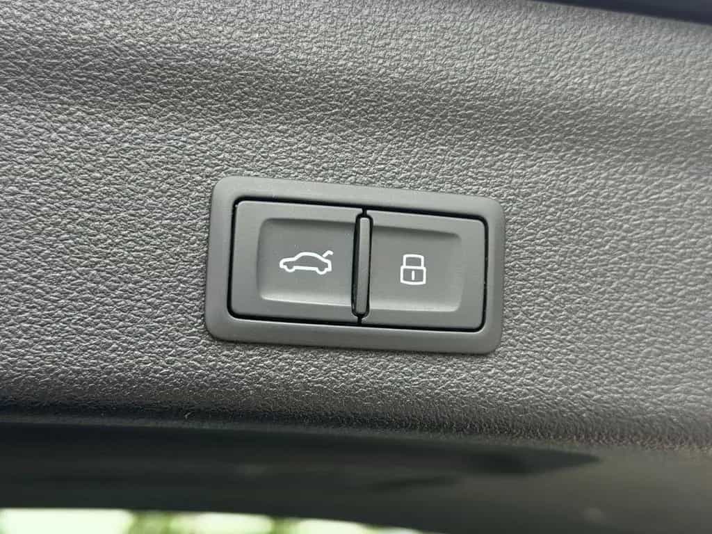 Audi A6 Avant 55 TFSI e qua. S-Line °PANO°MATRIX°RFK 11/2020-photo-23