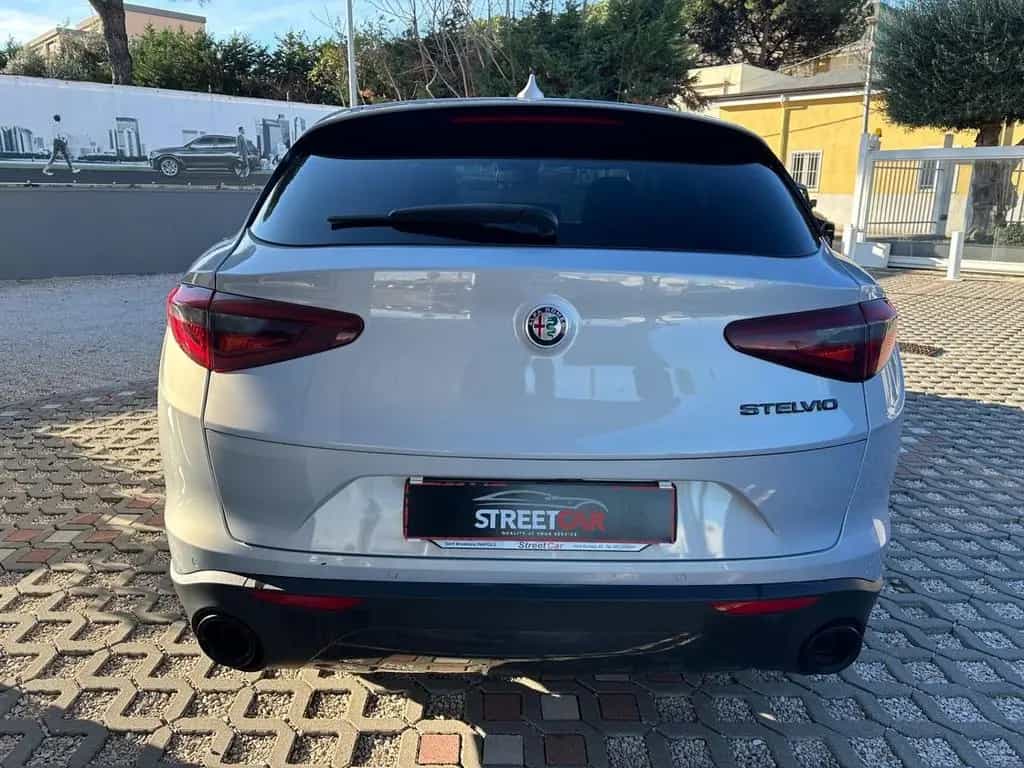 Alfa Romeo Stelvio 2.2 Turbodiesel 190 CV AT8 Q4 07/2020-photo-3