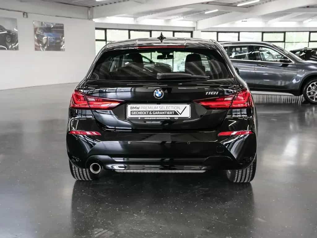 BMW 118 i Advantage Aut Nav LED PDCv+h HiFi 05/2022-photo-4