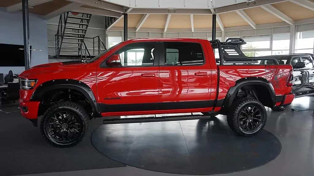 Dodge RAM 1500 HEMI Hoch-Breit* Navi12*Alu20*Crew-Cab 04/2023-photo-1