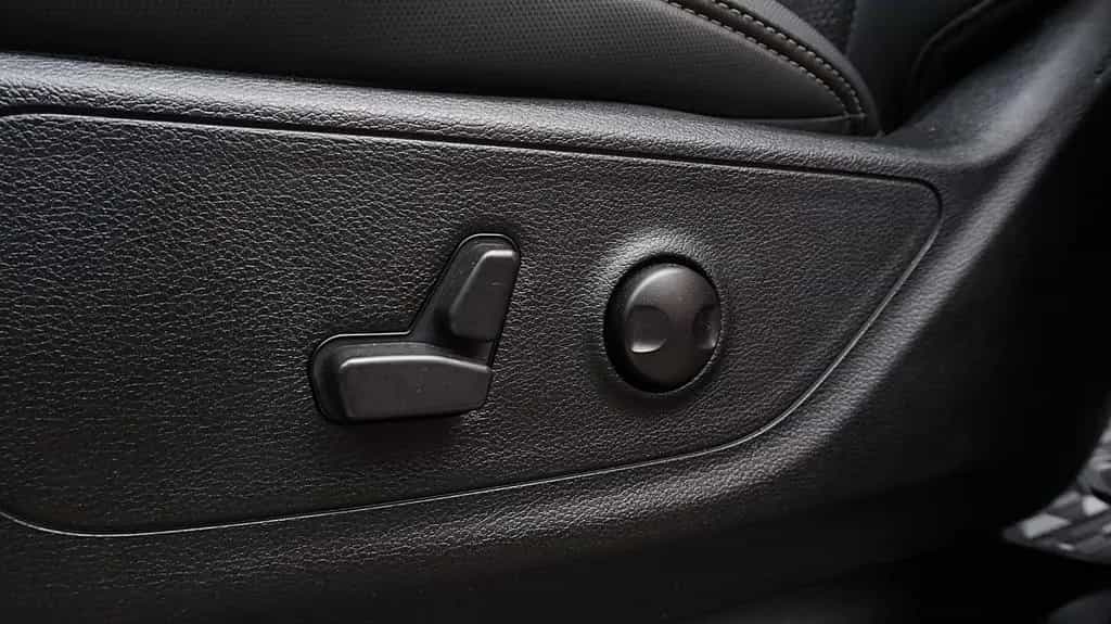 Dodge RAM 1500 HEMI Hoch-Breit* Navi12*Alu20*Crew-Cab 04/2023-photo-20