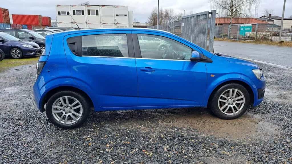 Chevrolet Aveo LTZ*Klima*1,6*Euro5*5Türer*Tüv 12-26 09/2011-photo-13