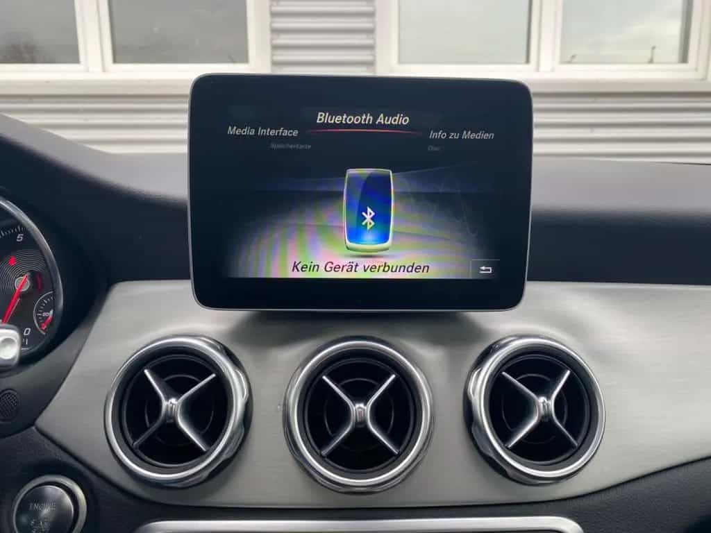 Mercedes-Benz GLA 250 7G AMG Line LED Navi SHZ PDC Panorama 04/2019-photo-12
