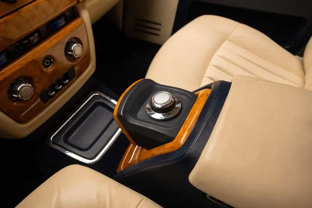 Rolls-Royce Phantom 08/2003-photo-28