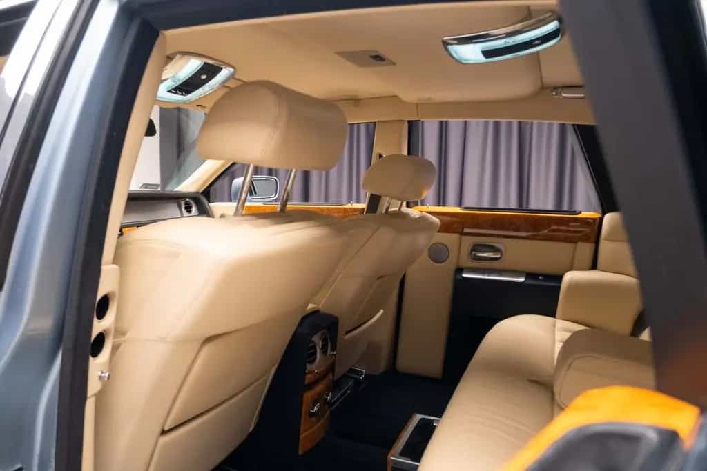 Rolls-Royce Phantom 08/2003-photo-40