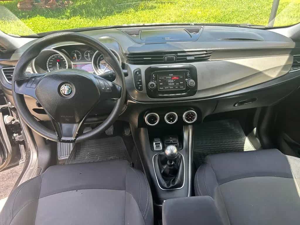 Alfa Romeo Giulietta 1.6 JTDm-2 105 CV Exclusive 08/2014-photo-4