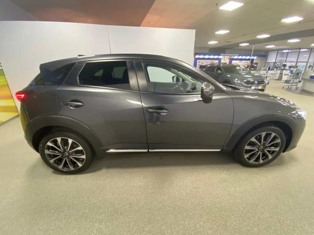 Mazda CX-3 2.0 NAVIGATION+LED SCHEINWERFER+KAMERA+HEAD 11/2019-photo-3
