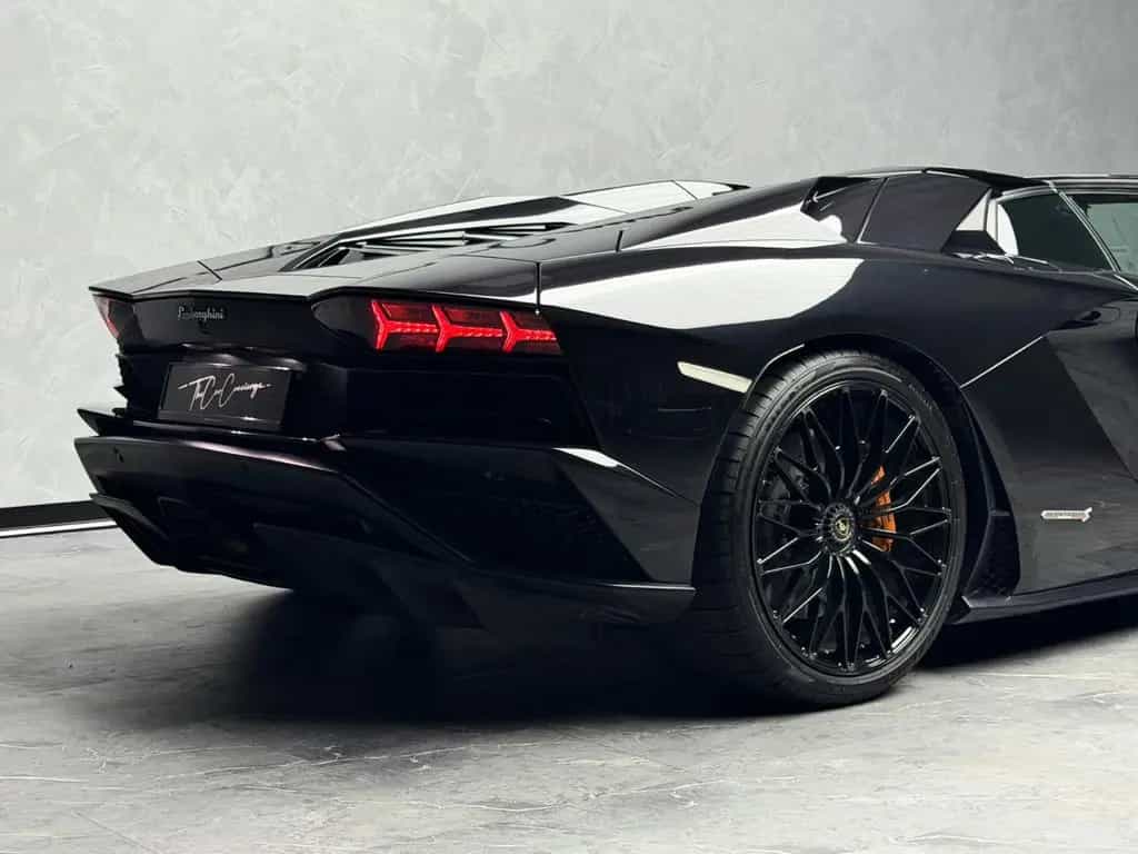 Lamborghini Aventador S Roadster SENSONUM CARBON DEUTSCH 03/2018-photo-15