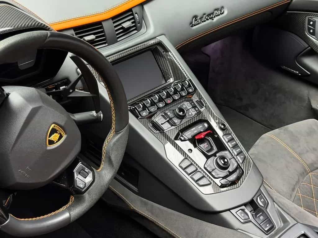 Lamborghini Aventador S Roadster SENSONUM CARBON DEUTSCH 03/2018-photo-5
