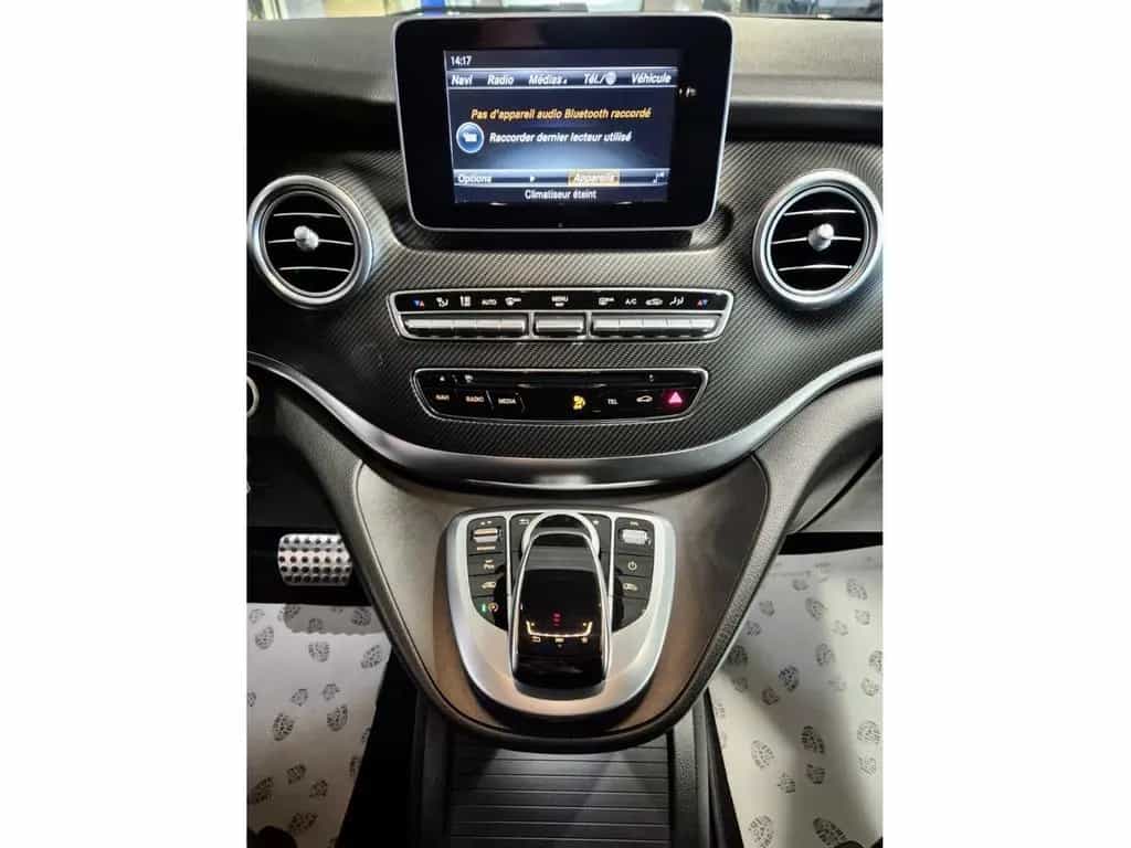 Mercedes-Benz V 250 D AMG LINE 7 SITZE CUIR NAVI 1 HAND 06/2019-photo-10