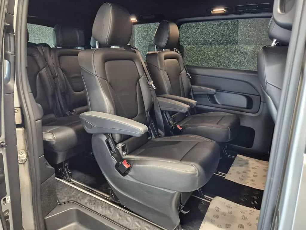 Mercedes-Benz V 250 D AMG LINE 7 SITZE CUIR NAVI 1 HAND 06/2019-photo-6