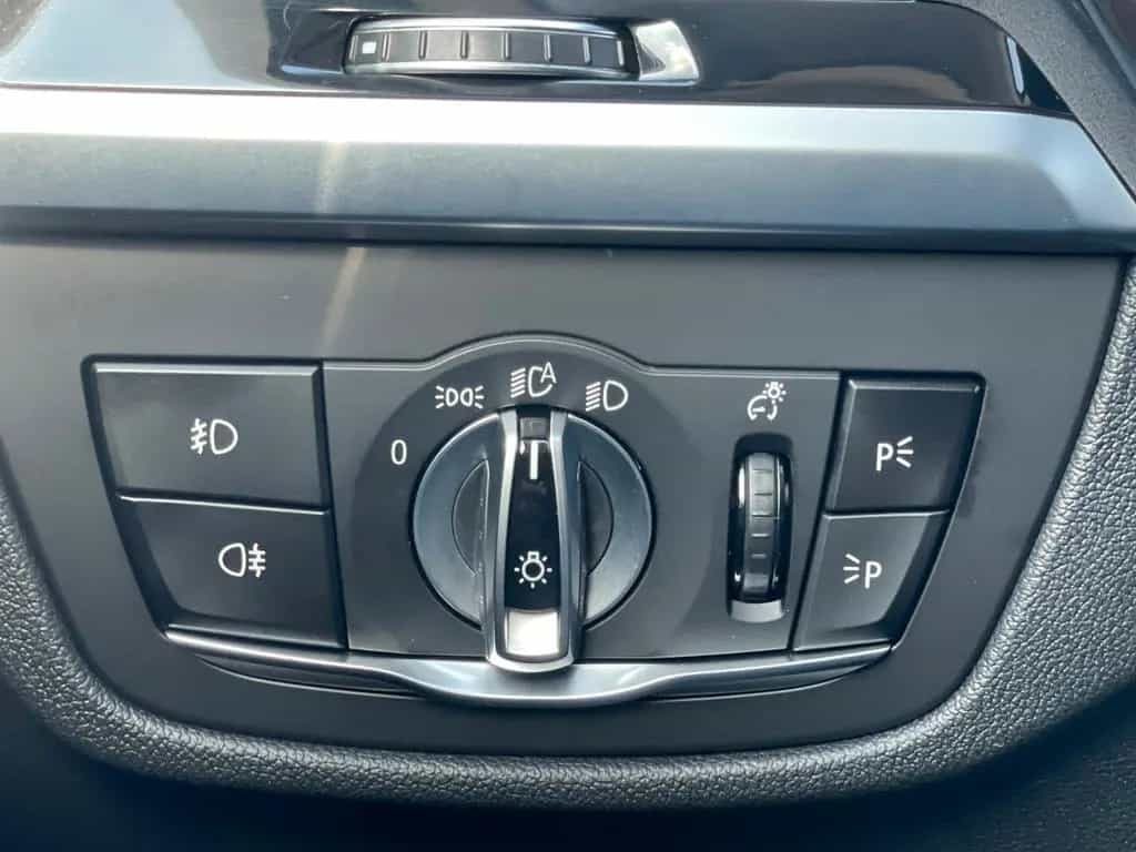BMW X4 xDrive 30 i xLine*AHK*NAVI*SHZ*PDC*LED*TEMP* 04/2019-photo-40